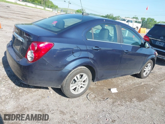 2015 Chevrolet Sonic LT with VIN 1G1JC5SH5F4167783, listed as a IAAI auction lot 42133841 with 203,404 mi miles and . Bid and sale history available at DreamBid. Image 4.