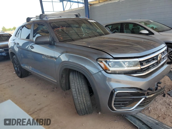2020 Volkswagen Atlas SE with VIN 1V26E2CA9LC215891, listed as a Copart auction lot 60574035 with 93,744 mi miles and Salvage title. Bid and sale history available at DreamBid. Image 4.