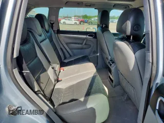 2006 Porsche Cayenne S with VIN WP1AB29P66LA67847, listed as a Copart auction lot 62014915 with 194,570 mi miles and Clean title. Bid and sale history available at DreamBid. Image 11.