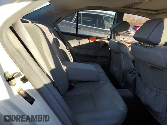 2002 Mercedes-Benz E-Class with VIN WDBJF82JX2X072551, listed as a Copart auction lot 83607634 with 139,645 mi miles and Salvage Title. Bid and sale history available at carsss.com. Image 10.
