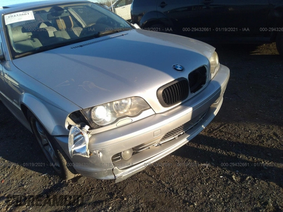 2002 BMW 3 Series 330Ci z VIN WBABN53492PH01801, wystawiony jako IAAI lot #29432661 z przebiegiem 130 017 mil mil oraz . Historia ofert i sprzedaży dostępna na DreamBid. Obrazek 6.