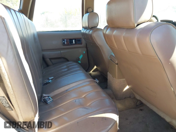 1995 Chevrolet Caprice with VIN 1G1BL82P5SR173805, listed as a IAAI auction lot 41678348 with 147,753 mi miles and . Bid and sale history available at DreamBid. Image 8.
