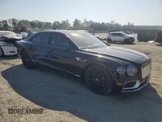 2021 Bentley Flying Spur V8 с VIN SCBBG6ZG4MC086282, выставлен на аукционе Copart как лот 62232715 с пробегом 7 589 миль миль и Списание • Salvage title. История ставок и продаж доступна на DreamBid. Изображение 4.