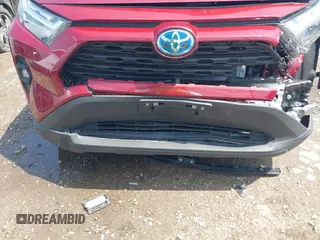 2024 Toyota RAV4 Hybrid XLE Premium with VIN 4T3B6RFV1RU157916, listed as a IAAI auction lot 42368567 with 14,304 mi miles and . Bid and sale history available at DreamBid. Image 17.