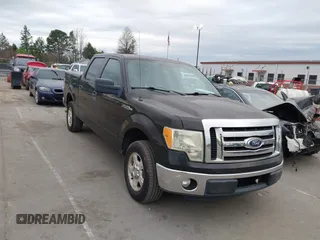 2011 Ford F-150 XL with VIN 1FTEW1CM5BFB03715, listed as a IAAI auction lot 41857366 with 300,167 mi miles. Bid and sale history available at carsss.com. Image 1.
