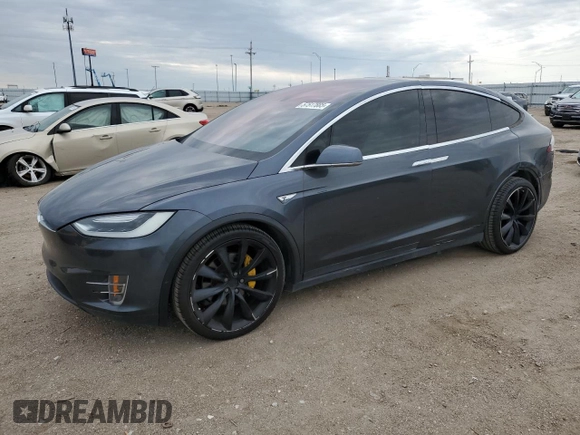 2016 Tesla Model X 70D z VIN 5YJXCAE29GF006512, wystawiony jako Copart lot #57517885 z przebiegiem Nie podano mil oraz Szkoda całkowita • Salvage title. Historia ofert i sprzedaży dostępna na DreamBid. Obrazek 1.