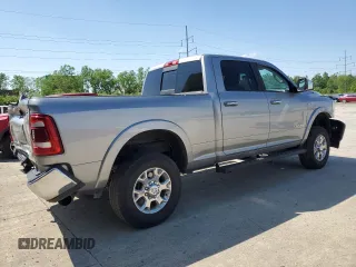 2022 Ram 2500 Laramie z VIN 3C6UR5FJ1NG423393, wystawiony jako Copart lot #57487395 z przebiegiem 124 528 mil mil oraz Szkoda całkowita • Salvage title. Historia ofert i sprzedaży dostępna na DreamBid. Obrazek 3.