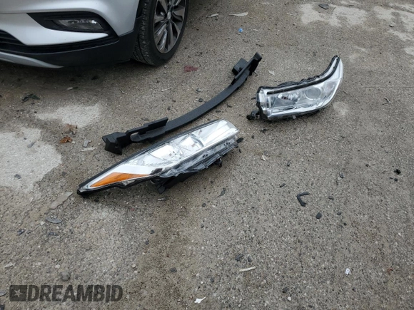 2018 Toyota Highlander LE с VIN 5TDBZRFH6JS812871, выставлен на аукционе Copart как лот 80105144 с пробегом 33 024 миль миль и Списание • Salvage title. История ставок и продаж доступна на DreamBid. Изображение 13.