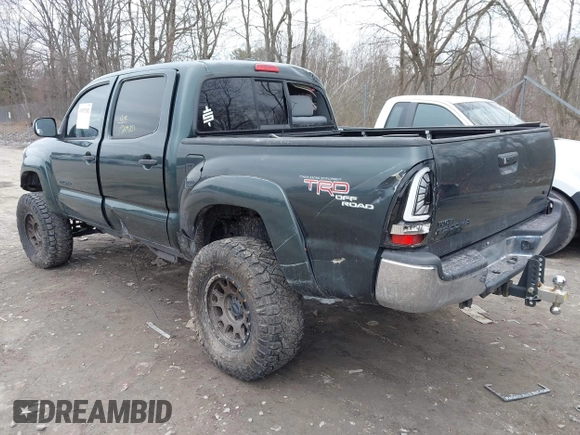 2011 Toyota Tacoma with VIN 5TFLU4EN0BX021583, listed as a IAAI auction lot 41937302 with 249,251 mi miles. Bid and sale history available at carsss.com. Image 3.