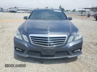 2010 Mercedes-Benz E 550 Luxury с VIN WDDHF7CB7AA225685, выставлен на аукционе Copart как лот 60713225 с пробегом 176 210 миль миль и Списание • Salvage title. История ставок и продаж доступна на DreamBid. Изображение 5.