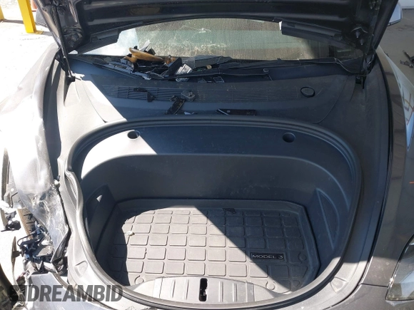 2023 Tesla Model 3 z VIN 5YJ3E1EA5PF639346, wystawiony jako IAAI lot #41896608 z przebiegiem 25 618 mil mil oraz . Historia ofert i sprzedaży dostępna na DreamBid. Obrazek 10.