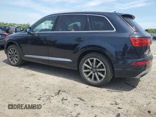 2017 Audi Q7 Premium Plus with VIN WA1LAAF7XHD033350, listed as a Copart auction lot 54946615 with 136,934 mi miles and Salvage Title. Bid and sale history available at DreamBid. Image 2.