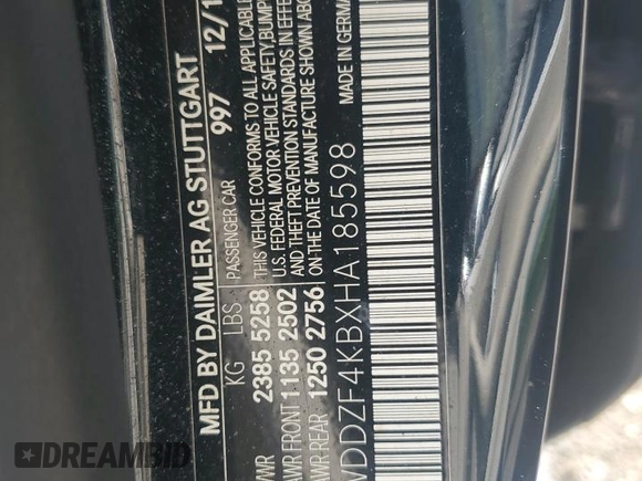 2017 Mercedes-Benz E 300 Luxury with VIN WDDZF4KBXHA185598, listed as a Copart auction lot 61011935 with 59,116 mi miles and Salvage title. Bid and sale history available at DreamBid. Image 12.