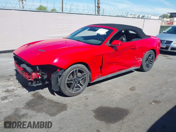2022 Ford Mustang EcoBoost z VIN 1FATP8UHXN5119035, wystawiony jako IAAI lot #42279729 z przebiegiem 55 742 mil mil oraz . Historia ofert i sprzedaży dostępna na DreamBid. Obrazek 20.