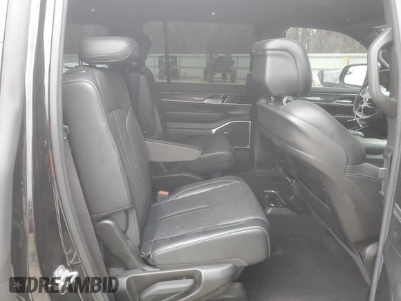 2022 Jeep Wagoneer Series III with VIN 1C4SJUDTXNS115301, listed as a Copart auction lot 89125845 with 60,674 mi miles and Salvage title. Bid and sale history available at DreamBid. Image 11.