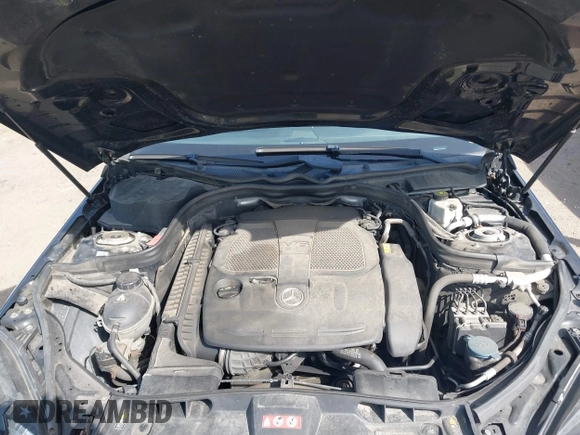 2012 Mercedes-Benz E E 350 Luxury with VIN WDDHF8JB1CA613068, listed as a IAAI auction lot 42119706 with 197,476 mi miles. Bid and sale history available at carsss.com. Image 10.