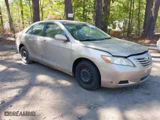 2008 Toyota Camry LE with VIN 4T1BE46K28U769464, listed as a IAAI auction lot 42058236 with 210,581 mi miles. Bid and sale history available at carsss.com. Image 1.