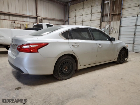 2017 Nissan Altima 2.5 SR with VIN 1N4AL3AP6HN326365, listed as a Copart auction lot 53263515 with 168,332 mi miles and Clean Title. Bid and sale history available at carsss.com. Image 3.