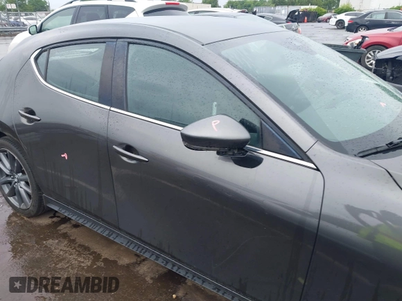 2019 Mazda 3 with VIN JM1BPBJM2K1134491, listed as a IAAI auction lot 42197997 with 95,968 mi miles and . Bid and sale history available at DreamBid. Image 13.