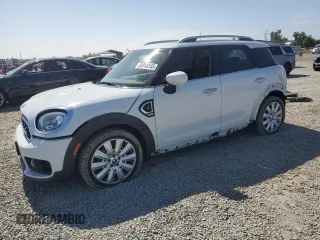 2020 MINI Countryman Cooper S z VIN WMZYW7C01L3L86999, wystawiony jako Copart lot #60845345 z przebiegiem 74 438 mil mil oraz Szkoda całkowita • Salvage title. Historia ofert i sprzedaży dostępna na DreamBid. Obrazek 1.
