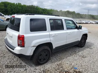 2017 Jeep Patriot Sport with VIN 1C4NJRBB7HD141982, listed as a Copart auction lot 55696265 with 201,824 mi miles and Clean title. Bid and sale history available at DreamBid. Image 3.