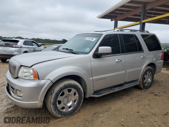 2006 Lincoln Navigator Luxury with VIN 5LMFU27516LJ14665, listed as a Copart auction lot 81501094 with 177,122 mi miles and Salvage Title. Bid and sale history available at carsss.com. Image 1.