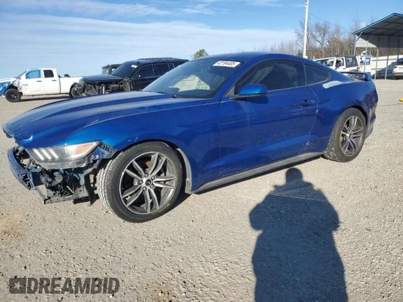 2017 Ford Mustang EcoBoost z VIN 1FA6P8TH7H5309555, wystawiony jako Copart lot #42194405 z przebiegiem 102 197 mil mil oraz Szkoda całkowita • Salvage title. Historia ofert i sprzedaży dostępna na DreamBid. Obrazek 1.