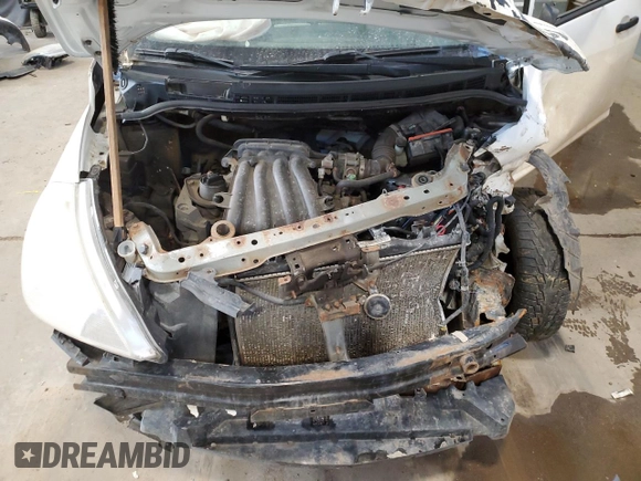 2009 Nissan Versa 1.6 with VIN 3N1CC11E59L477417, listed as a Copart auction lot 88986075 with 0 mi miles and Salvage Title. Bid and sale history available at carsss.com. Image 11.