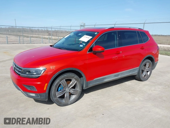 2018 Volkswagen Tiguan SEL Premium with VIN 3VV5B7AX8JM116146, listed as a IAAI auction lot 41738184 with 163,731 mi miles and . Bid and sale history available at DreamBid. Image 2.