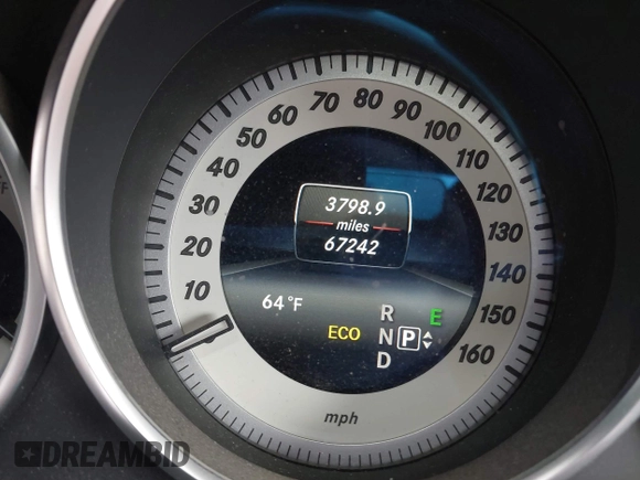 2014 Mercedes-Benz E 350 with VIN WDDKK5KF3EF253311, listed as a IAAI auction lot 42110845 with 67,242 mi miles and . Bid and sale history available at DreamBid. Image 15.
