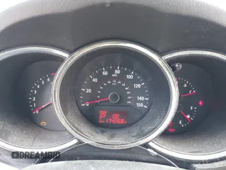 2011 Kia Sorento LX with VIN 5XYKTDA15BG178563, listed as a IAAI auction lot 42259714 with 174,268 mi miles and . Bid and sale history available at DreamBid. Image 7.
