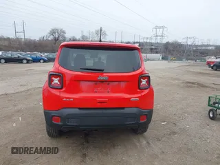 2020 Jeep Renegade Latitude with VIN ZACNJBBB7LPL97764, listed as a IAAI auction lot 41285169 with 46,029 mi miles. Bid and sale history available at carsss.com. Image 15.