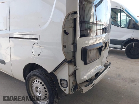 2020 Ram ProMaster City Cargo Tradesman z VIN ZFBHRFAB2L6P67137, wystawiony jako IAAI lot #41994424 z przebiegiem 40 509 mil mil oraz . Historia ofert i sprzedaży dostępna na DreamBid. Obrazek 21.