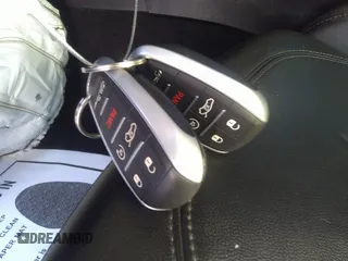 2019 Alfa Romeo Giulia Ti z VIN ZARFANBN8K7601203, wystawiony jako IAAI lot #41206418 z przebiegiem 4 000 mil mil oraz . Historia ofert i sprzedaży dostępna na DreamBid. Obrazek 11.
