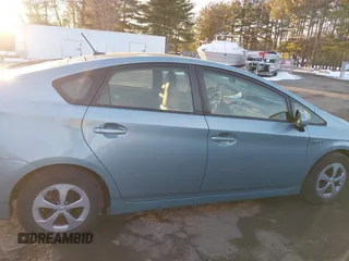 2015 Toyota Prius Four with VIN JTDKN3DU6F1881203, listed as a IAAI auction lot 41424011 with 142,693 mi miles. Bid and sale history available at carsss.com. Image 14.