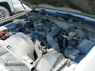 1997 Lincoln Town Car Signature with VIN 1LNLM82W8VY631696, listed as a IAAI auction lot 42860828 with 136,198 mi miles and . Bid and sale history available at DreamBid. Image 13.