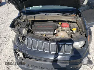 2020 Jeep Renegade Altitude with VIN ZACNJABB2LPL64164, listed as a Copart auction lot 53183135 with 172,701 mi miles and Salvage title. Bid and sale history available at DreamBid. Image 11.