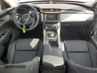 2018 Jaguar XF 25t Premium with VIN SAJBD4FX8JCY55555, listed as a Copart auction lot 81775474 with 24,055 mi miles and Salvage Title. Bid and sale history available at carsss.com. Image 8.
