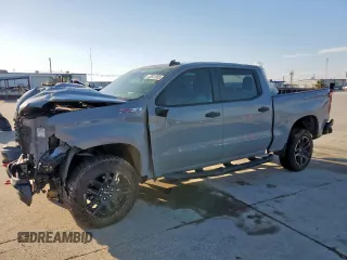 2024 Chevrolet Silverado 1500 Custom Trail Boss with VIN 3GCPDCEK8RG129790, listed as a Copart auction lot 45601905 with 17,105 mi miles and Salvage Title. Bid and sale history available at carsss.com. Image 1.