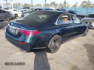 2022 Mercedes-Benz S 580 z VIN W1K6G7GB6NA151826, wystawiony jako IAAI lot #41313174 z przebiegiem 18 123 mil mil oraz . Historia ofert i sprzedaży dostępna na DreamBid. Obrazek 4.