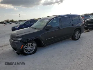 2023 Jeep Grand Cherokee Laredo z VIN 1C4RJKAG3P8873510, wystawiony jako Copart lot #44617535 z przebiegiem 15 685 mil mil oraz Szkoda całkowita • Salvage title. Historia ofert i sprzedaży dostępna na DreamBid. Obrazek 1.
