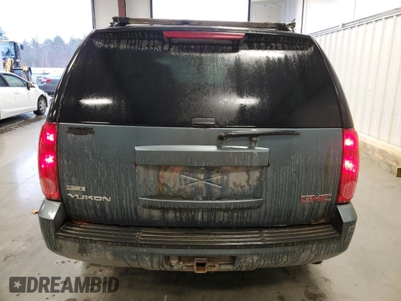 2010 GMC Yukon z VIN 1GKUKAE04AR117639, wystawiony jako Copart lot #82411664 z przebiegiem 313 266 mil mil oraz Szkoda całkowita • Salvage title. Historia ofert i sprzedaży dostępna na DreamBid. Obrazek 6.