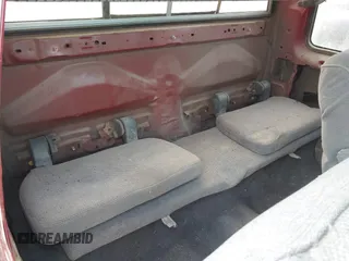 1990 Toyota Pickup SR5 z VIN JT4VN13G8L5037875, wystawiony jako IAAI lot #41986781 z przebiegiem 321 404 mil mil oraz . Historia ofert i sprzedaży dostępna na DreamBid. Obrazek 8.