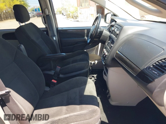 2017 Dodge Grand Caravan SE with VIN 2C4RDGBG4HR736407, listed as a IAAI auction lot 42047424 with 83,303 mi miles and . Bid and sale history available at DreamBid. Image 5.