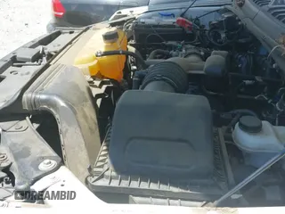 2019 Ford F-150 XL with VIN 1FTMF1CB1KKF30102, listed as a IAAI auction lot 42732812 with 103,711 mi miles and . Bid and sale history available at DreamBid. Image 19.