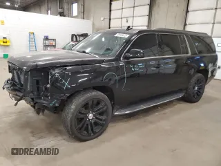 2018 GMC Yukon XL SLT z VIN 1GKS2GKC2JR199136, wystawiony jako Copart lot #48849415 z przebiegiem 136 431 mil mil oraz Nie do naprawy • Non repairable. Historia ofert i sprzedaży dostępna na DreamBid. Obrazek 1.