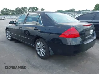 2007 Honda Accord LX with VIN 3HGCM56437G711286, listed as a IAAI auction lot 42601346 with 239,472 mi miles and . Bid and sale history available at DreamBid. Image 3.