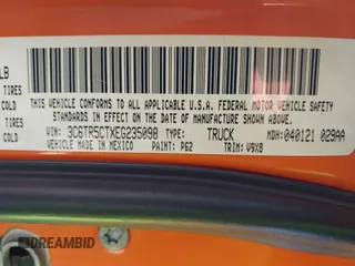 2014 Ram 2500 Tradesman z VIN 3C6TR5CTXEG235098, wystawiony jako IAAI lot #41831596 z przebiegiem 97 540 mil mil oraz . Historia ofert i sprzedaży dostępna na DreamBid. Obrazek 9.