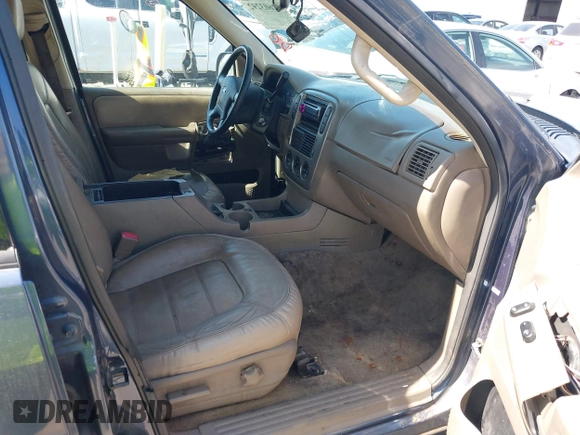 2005 Ford Explorer XLT с VIN 1FMZU63K65UA11317, выставлен на аукционе IAAI как лот 42603292 с пробегом 218 625 миль миль и . История ставок и продаж доступна на DreamBid. Изображение 5.
