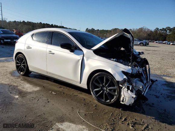 2021 Mazda Mazda3 Hatchback Premium with VIN JM1BPAML1M1401930, listed as a Copart auction lot 43561365 with 0 mi miles and Salvage Title. Bid and sale history available at carsss.com. Image 4.